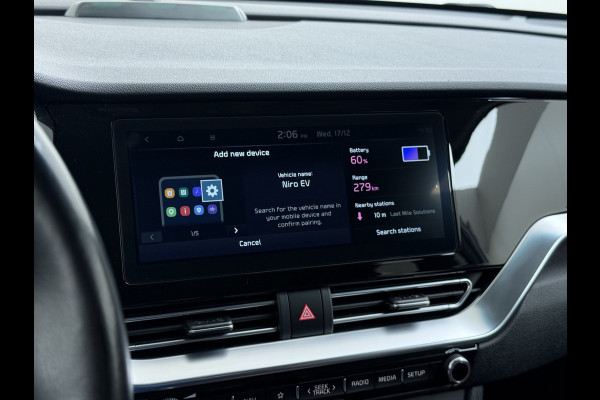 Kia e-Niro 64kWh Leer+Elek.Stoel+Memory+Gekoeld Warmtepomp ExecutiveLine JBL®-Hifi Adap.Cruise Camera Navi Ecc Pdc Stoelverwarming-Koeling SOH 100% Stuurverwarming  Keyless Blind Spot Lane Assist Led Lmv 17" 1e Eigenaar Origineel Nederlandse Auto € 48.000,- nieuw