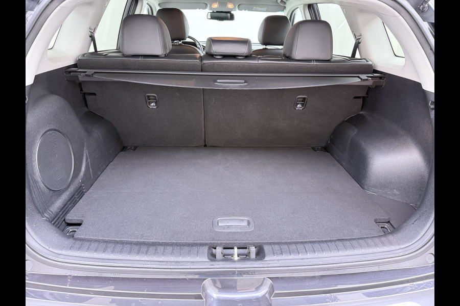 Kia e-Niro 64kWh Leer+Elek.Stoel+Memory+Gekoeld Warmtepomp ExecutiveLine JBL®-Hifi Adap.Cruise Camera Navi Ecc Pdc Stoelverwarming-Koeling SOH 100% Stuurverwarming  Keyless Blind Spot Lane Assist Led Lmv 17" 1e Eigenaar Origineel Nederlandse Auto € 48.000,- nieuw