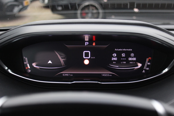 Peugeot 5008 1.2 PureTech Allure Pack 7p. / Panoramadak / Camera / Half leder / LED Koplampen / 19'' / Stoelverwarming / DAB / Dodehoek / Cruise Control