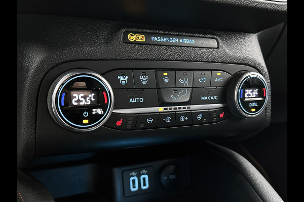 Ford Focus 1.0 EcoBoost Hybrid ST Line X Business (TREKHAAK AFNEEMBAAR, CAMERA, STUUR-/STOELVERWARMING, 1e EIGENAAR)
