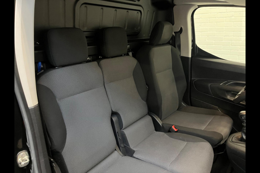 Opel Combo Benzine 1.2 Turbo L2H1 Edition 3Persoons, Airco, CruiseControl, Navigatie, Trekhaak, RIJKLAARPRIJS!