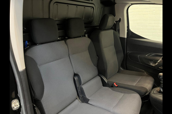 Opel Combo Benzine 1.2 Turbo L2H1 Edition 3Persoons, Airco, CruiseControl, Navigatie, Trekhaak, RIJKLAARPRIJS!