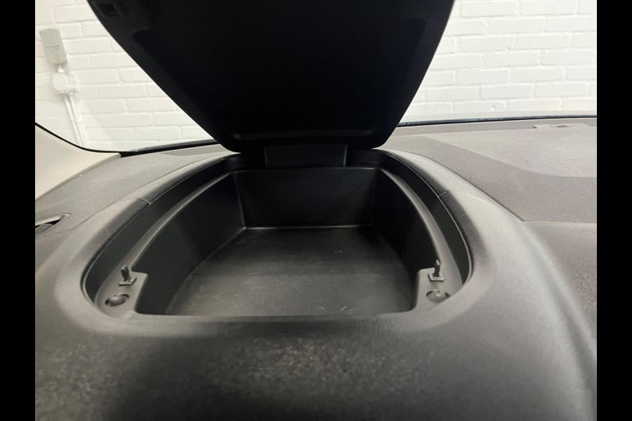 Opel Combo Benzine 1.2 Turbo L2H1 Edition 3Persoons, Airco, CruiseControl, Navigatie, Trekhaak, RIJKLAARPRIJS!