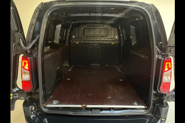 Opel Combo Benzine 1.2 Turbo L2H1 Edition 3Persoons, Airco, CruiseControl, Navigatie, Trekhaak, RIJKLAARPRIJS!