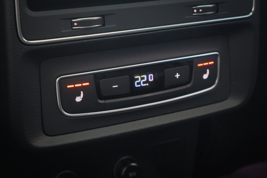 Audi Q8 60 TFSI e quattro Pro Line S Competition ADAPTIVE CRUISE | MASSAGE | STOELVERKOELING & VERWARMING | AERA PACK | STUURVERWARMING | DUBBEL GLAS | TREKHAAK | LEDER | SPORTSTOELEN |