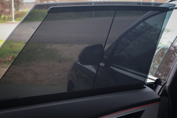 Audi Q8 60 TFSI e quattro Pro Line S Competition ADAPTIVE CRUISE | MASSAGE | STOELVERKOELING & VERWARMING | AERA PACK | STUURVERWARMING | DUBBEL GLAS | TREKHAAK | LEDER | SPORTSTOELEN |