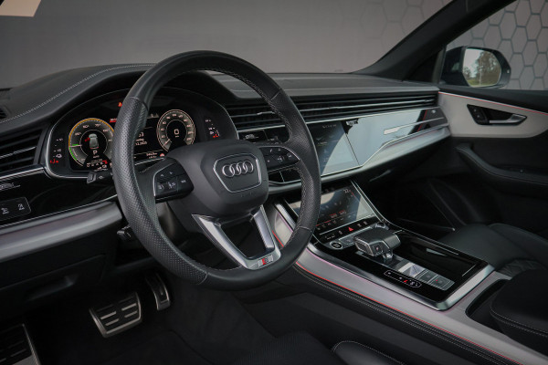 Audi Q8 60 TFSI e quattro Pro Line S Competition ADAPTIVE CRUISE | MASSAGE | STOELVERKOELING & VERWARMING | AERA PACK | STUURVERWARMING | DUBBEL GLAS | TREKHAAK | LEDER | SPORTSTOELEN |