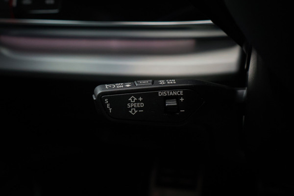 Audi Q8 60 TFSI e quattro Pro Line S Competition ADAPTIVE CRUISE | MASSAGE | STOELVERKOELING & VERWARMING | AERA PACK | STUURVERWARMING | DUBBEL GLAS | TREKHAAK | LEDER | SPORTSTOELEN |