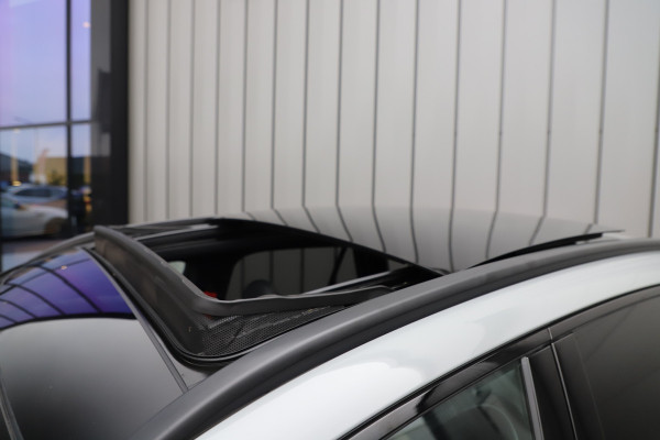 Mercedes-Benz GLC 400e AMG 4-Matic | 381PK | Head-up | Keyless-go | Pano | Sfeerverlichting | Burmester | Digital-light | Trekhaak | 2024.