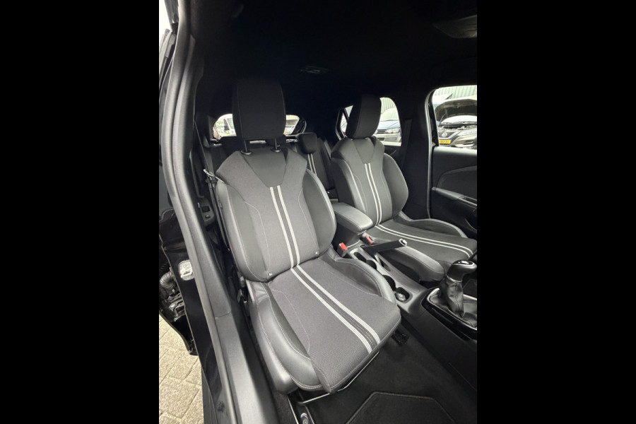 Opel Corsa 75pk GS (Camera - Stoel-/-stuurverwarming - Automatische Airco - LED - Keyless Entry - Parkeersensoren V+A - Digitaal Dashboard)