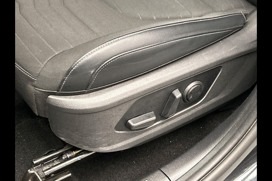 Kia Sportage 1.6 T-GDi Plug-in Hybrid AWD DynamicLine Camera Adaptieve/Cruise Apple/Carplay