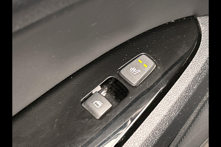 Kia Sportage 1.6 T-GDi Plug-in Hybrid AWD DynamicLine Camera Adaptieve/Cruise Apple/Carplay