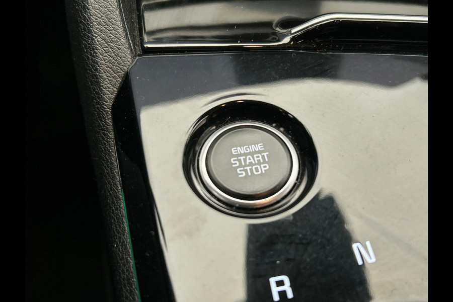 Kia Sportage 1.6 T-GDi Plug-in Hybrid AWD DynamicLine Camera Adaptieve/Cruise Apple/Carplay