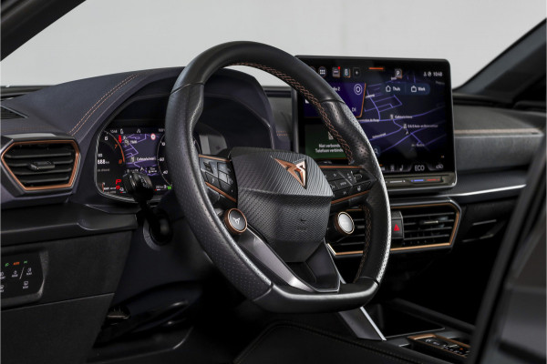 CUPRA Leon 1.5 TSI e-Hybrid 204 PK Performance | S/K-Panodak | Sennheiser | Dig. Cockpit | Adapt. Cruise | Stoel-+Stuurverw. | Elek. stoelen | Camera | NAV + App. Connect | ECC | Sennheiser | LM 18" | 2484