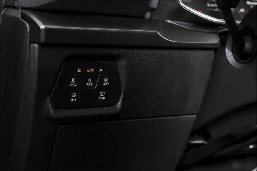 CUPRA Leon 1.5 TSI e-Hybrid 204 PK Performance | S/K-Panodak | Sennheiser | Dig. Cockpit | Adapt. Cruise | Stoel-+Stuurverw. | Elek. stoelen | Camera | NAV + App. Connect | ECC | Sennheiser | LM 18" | 2484