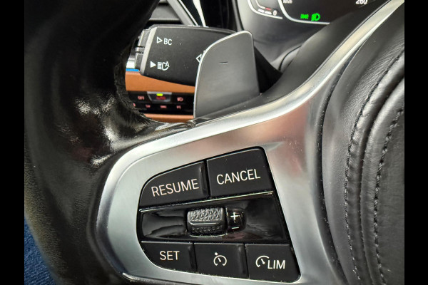 BMW 3 Serie Touring 330e Automaat M- Sport pakket, panoramadak, electr. trekhaak, camera, conqac leder sportinterieur