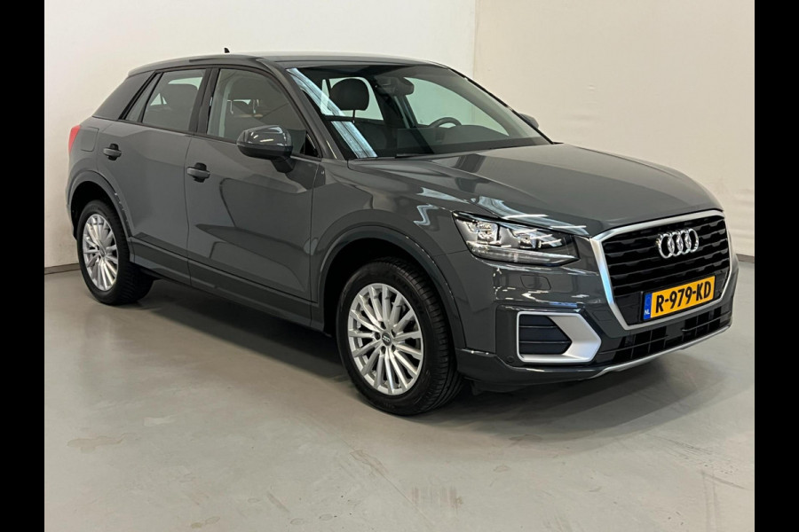 Audi Q2 30 TFSI / Leder / Navi / Camera / Stoelverwarming