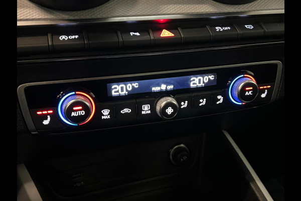 Audi Q2 30 TFSI / Leder / Navi / Camera / Stoelverwarming