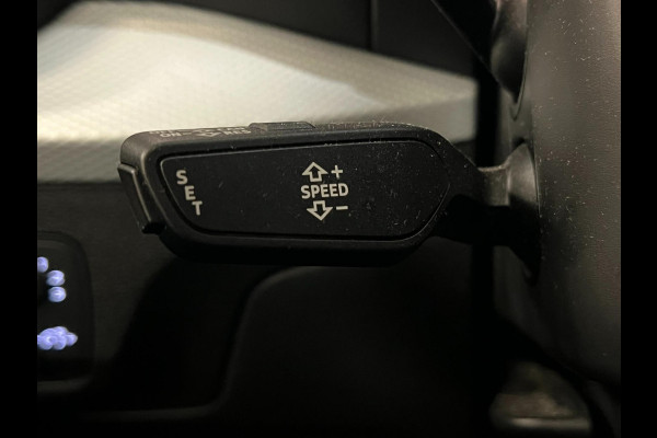 Audi Q2 30 TFSI / Leder / Navi / Camera / Stoelverwarming