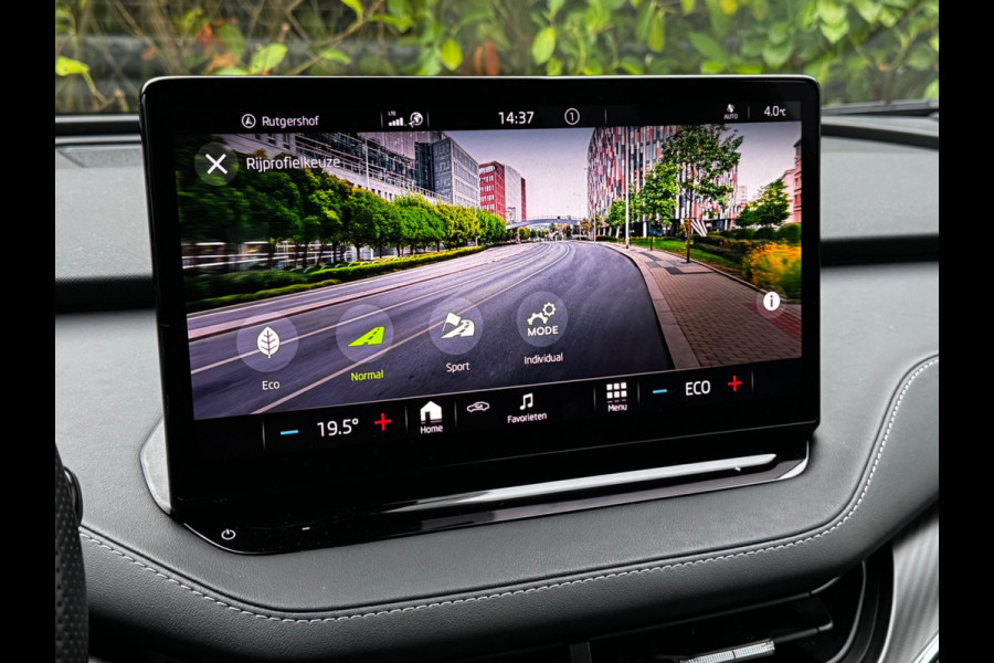 Škoda ENYAQ iV SPORTLINE 91,4% SOH SFEERVERLICHTING TREKHAAK ADAPTIVE CRUISE NAP