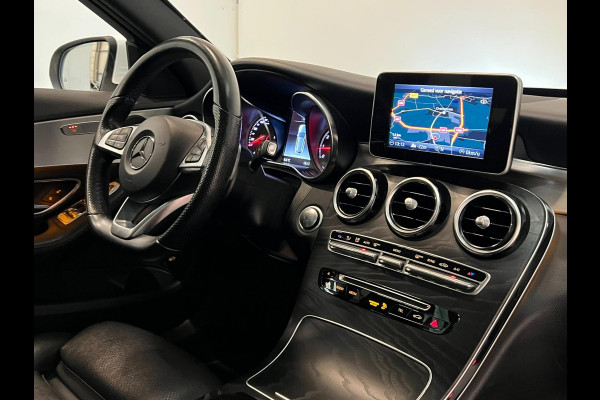 Mercedes-Benz C-Klasse Estate 180 / AMG / Pano / NL-auto / Trekhaak