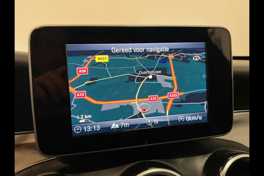 Mercedes-Benz C-Klasse Estate 180 / AMG / Pano / NL-auto / Trekhaak