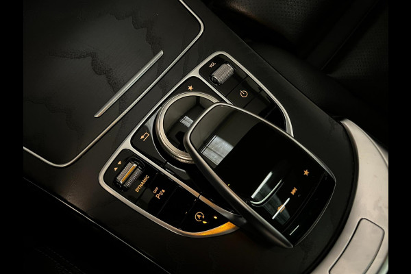 Mercedes-Benz C-Klasse Estate 180 / AMG / Pano / NL-auto / Trekhaak