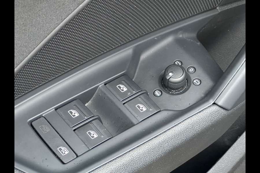 Audi A3 Sportback 30 TFSI S edition STOELVERW|ADAPTIVE|APPLE CARPLAY