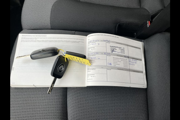 Renault Trafic 2.0 dCi E6 150pk Automaat L2 Comfort BPM Vrij! Lease €415p/m, PDC, Led, Airco, Trekhaak, Cruise controle, Onderhoudshistorie aanwezig