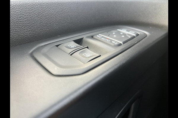 Renault Trafic 2.0 dCi E6 150pk Automaat L2 Comfort BPM Vrij! Lease €415p/m, PDC, Led, Airco, Trekhaak, Cruise controle, Onderhoudshistorie aanwezig