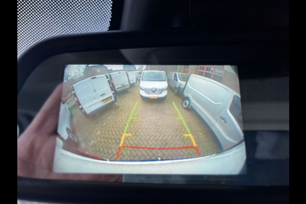 Renault Trafic 2.0 dCi E6 150pk Automaat L2 Comfort BPM Vrij! Lease €415p/m, PDC, Led, Airco, Trekhaak, Cruise controle, Onderhoudshistorie aanwezig