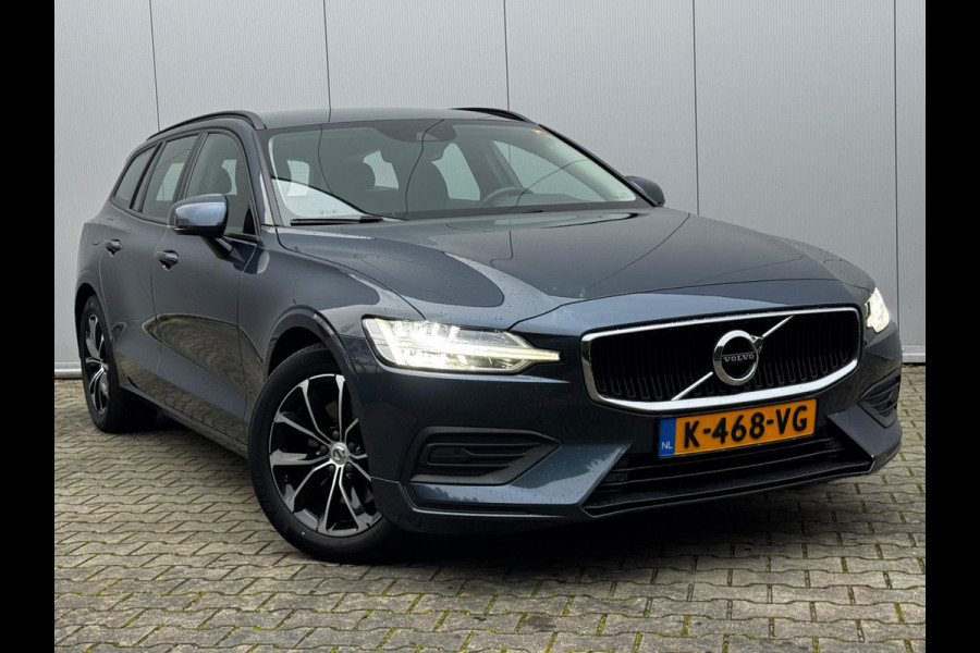 Volvo V60 2.0 B3 MOMENTUM ADVANTAGE CAMERA NAP CARPLAY CRUISE NAVIGATIE