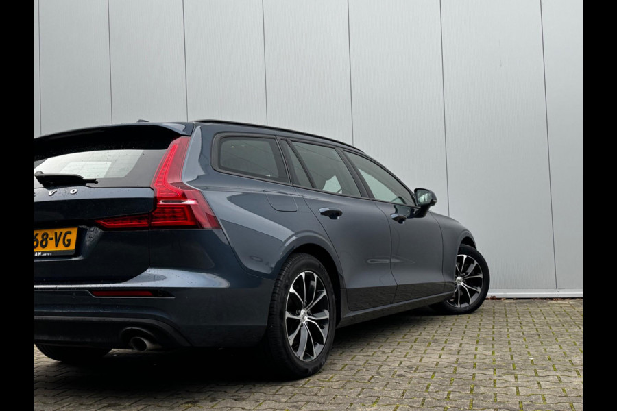 Volvo V60 2.0 B3 MOMENTUM ADVANTAGE CAMERA NAP CARPLAY CRUISE NAVIGATIE