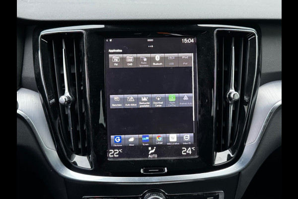 Volvo V60 2.0 B3 MOMENTUM ADVANTAGE CAMERA NAP CARPLAY CRUISE NAVIGATIE
