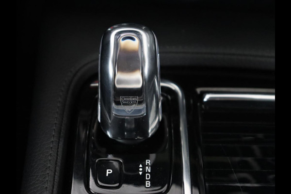 Volvo V90 2.0 T6 AWD Inscription Plug In | Panoramadak | Leder | Stoel & stuurverwarming | Trekhaak | Camera | Head-Up | Adaptive cruise | Achterbankverwarming | PHEV | Plug In