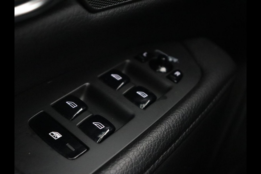 Volvo V90 2.0 T6 AWD Inscription Plug In | Panoramadak | Leder | Stoel & stuurverwarming | Trekhaak | Camera | Head-Up | Adaptive cruise | Achterbankverwarming | PHEV | Plug In