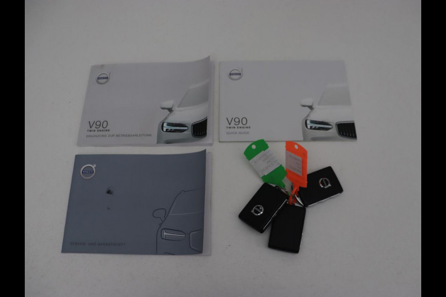 Volvo V90 2.0 T6 AWD Inscription Plug In | Panoramadak | Leder | Stoel & stuurverwarming | Trekhaak | Camera | Head-Up | Adaptive cruise | Achterbankverwarming | PHEV | Plug In