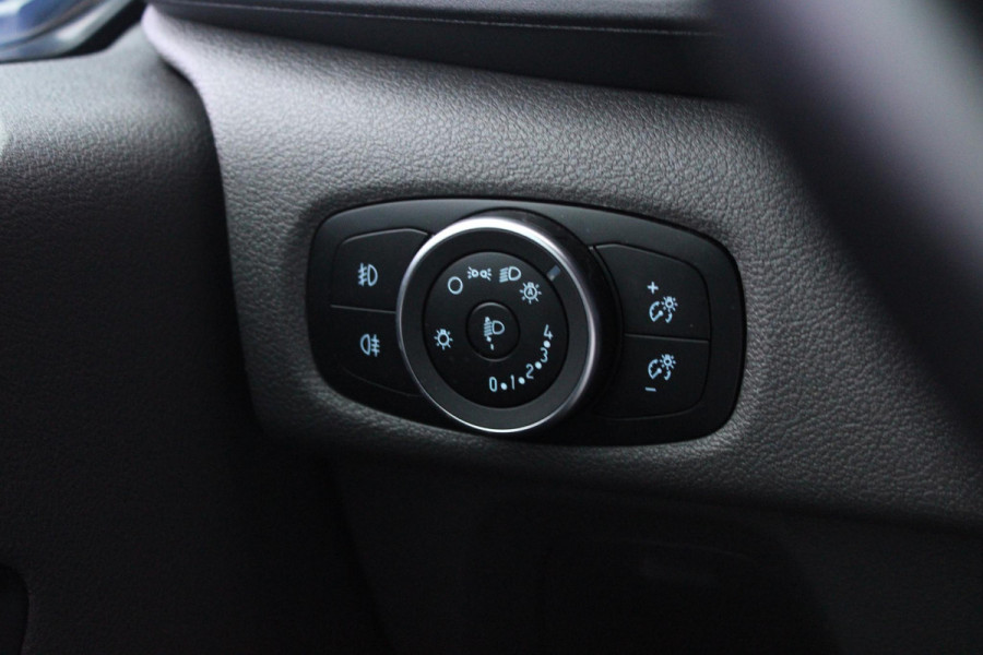 Ford Transit Custom 300 2.0 TDCI L2H1 Limited DC | Trekhaak | Stoelverwarming | Cruise Control | Camera | Allesdragers |