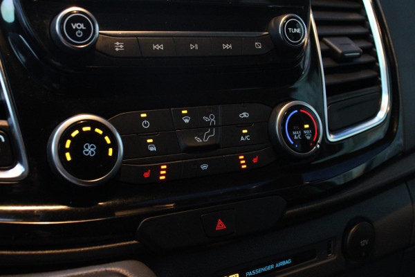 Ford Transit Custom 300 2.0 TDCI L2H1 Limited DC | Trekhaak | Stoelverwarming | Cruise Control | Camera | Allesdragers |