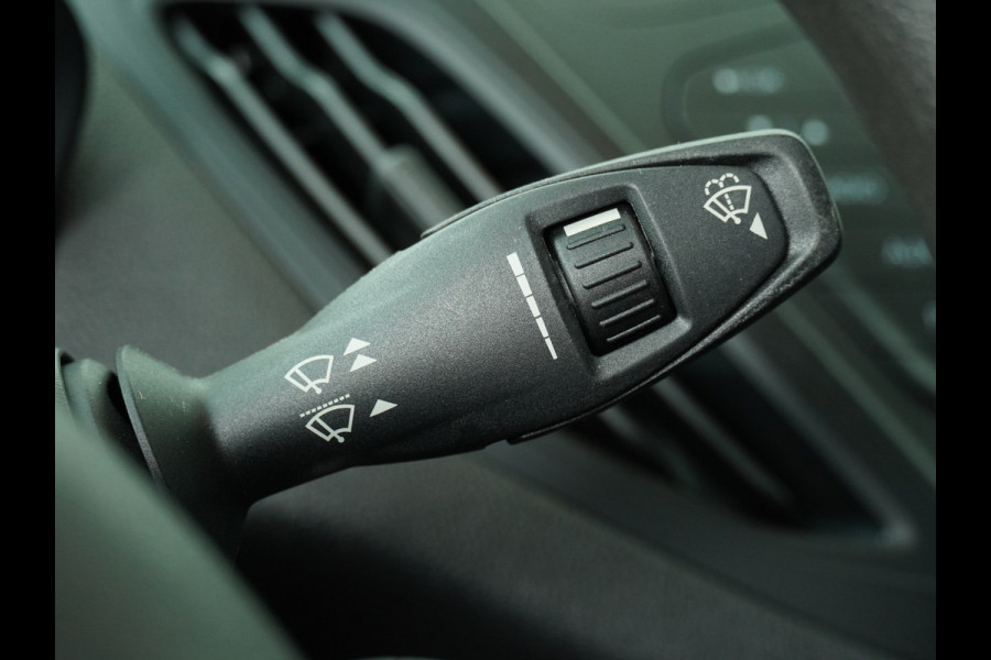 Ford Transit Courier 1.5 TDCI Trend Duratorq S&S - Airco - Radio - Electrische ramen - 12 maanden Bovag garantie