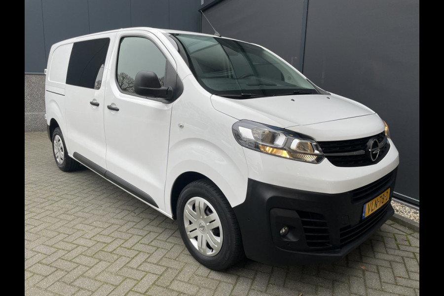 Opel Vivaro 2.0 CDTI L2H1 Edition 2 zitplaatsen voor - Airco - Cruise control - Parkeersensoren voor en achter - Apple carplay - Bluetooth - Tussenschot volledig - Zijschuifdeur rechts - Elektrische ramen voor - Centrale deur