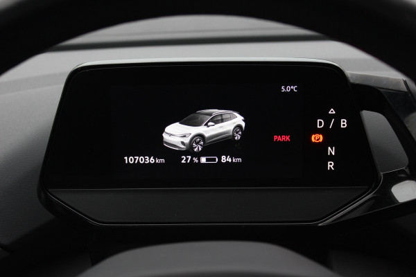 Volkswagen ID.4 First Max 77 kWh / SoH 91.2% / Full option! / Trekhaak / Panoramadak / Camera / Head-up / Keyless / 21'' / ACC / Dodehoek / Elektr. stoelen / Massage / Navigatie / Stuurverwarming