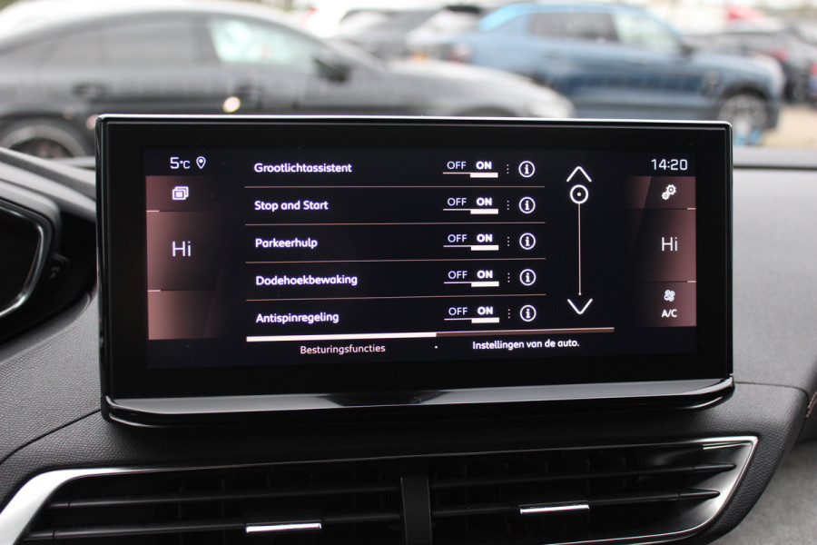 Peugeot 5008 1.2 PureTech Allure Pack 7p. / Panoramadak / Camera / Half leder / LED Koplampen / 19'' / Stoelverwarming / DAB / Dodehoek / Cruise Control
