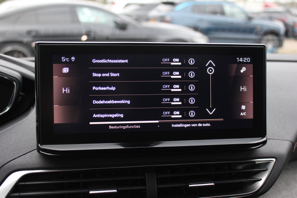 Peugeot 5008 1.2 PureTech Allure Pack 7p. / Panoramadak / Camera / Half leder / LED Koplampen / 19'' / Stoelverwarming / DAB / Dodehoek / Cruise Control