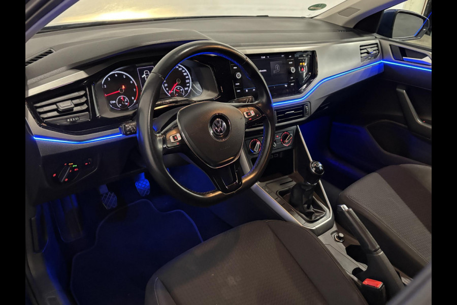 Volkswagen Polo 1.0 TSI Highline Navigatie Apple Carplay/Android Auto Airco Interieur verlichting Lichtmetalen velgen