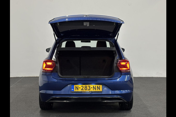 Volkswagen Polo 1.0 TSI Highline Navigatie Apple Carplay/Android Auto Airco Interieur verlichting Lichtmetalen velgen