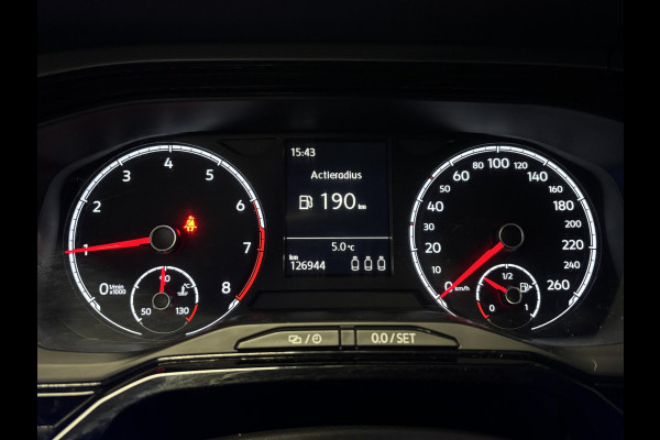 Volkswagen Polo 1.0 TSI Highline Navigatie Apple Carplay/Android Auto Airco Interieur verlichting Lichtmetalen velgen