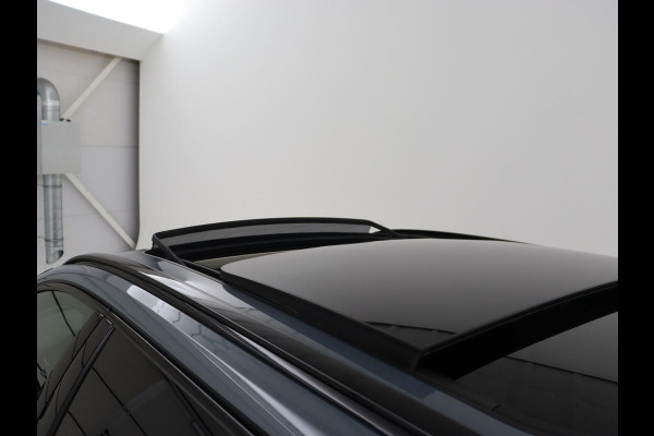 Volvo V60 2.0 T6 Plug-in hybrid AWD | Panoramadak | Trekhaak | Camera | Harman/Kardon | Leder | Stoel & Stuurverwarming