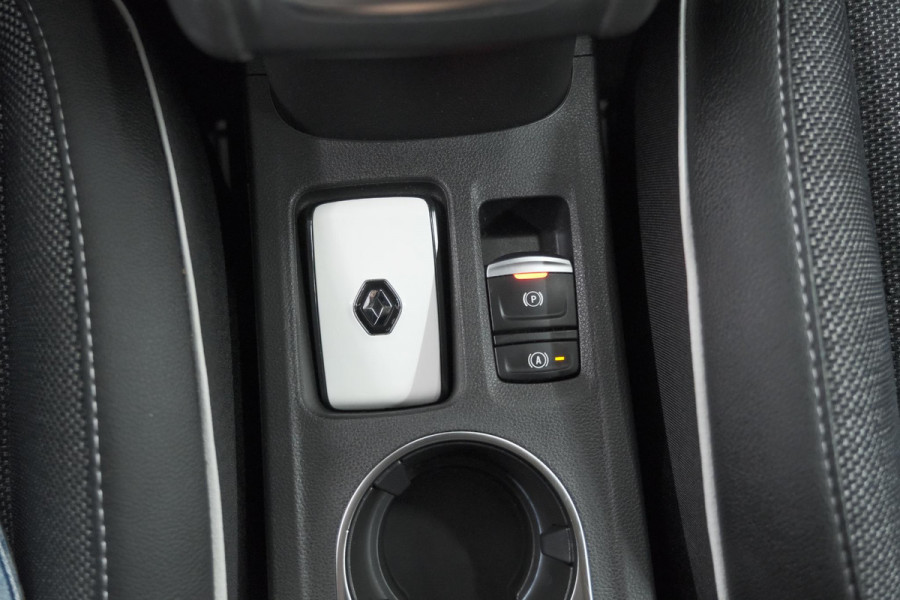 Renault Captur Mild Hybrid 140 EDC Intens | Navigatie | Camera | Cruise Control | Climate Control