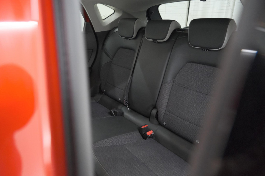 Renault Captur Mild Hybrid 140 EDC Intens | Navigatie | Camera | Cruise Control | Climate Control